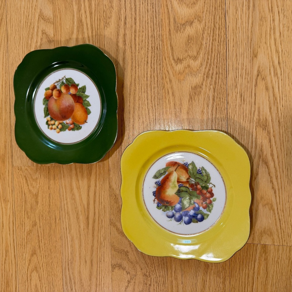 Vintage M&R France Porcelain Square Fruit Dessert Plates Scalloped Gold Trim